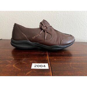 Clarks Wave Run Loafer Shoes Women's 9W Brown Leather Slip-On Embroidered